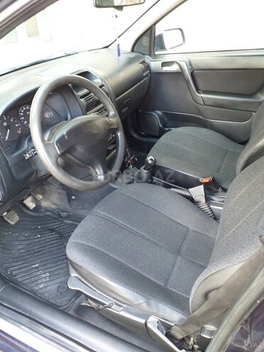 Opel Astra 1999, 310,000 km - 1.6 l - Quba