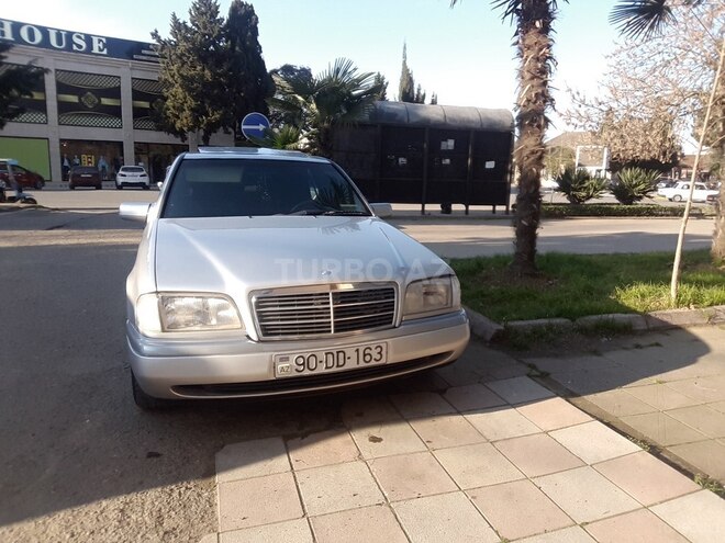 Mercedes C 180 1995, 362,000 km - 1.8 л - Masallı