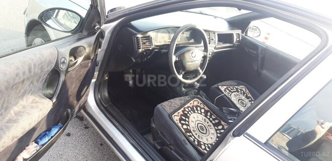 Opel Vectra 1996, 350,000 km - 1.6 l - Gəncə