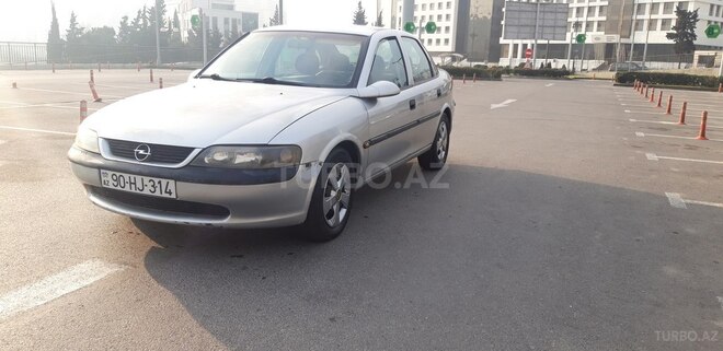 Opel Vectra 1996, 350,000 km - 1.6 l - Gəncə