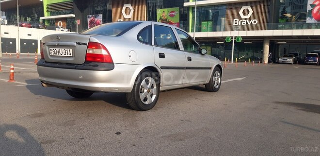 Opel Vectra 1996, 350,000 km - 1.6 l - Gəncə