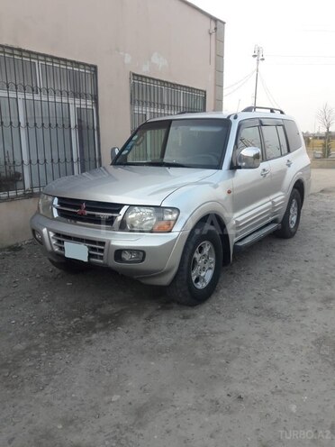 Mitsubishi Pajero 2001, 284,000 km - 3.0 l - Sumqayıt