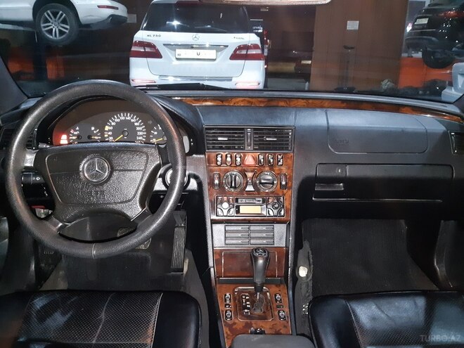 Mercedes C 200 2000, 195,363 km - 2.0 l - Sumqayıt
