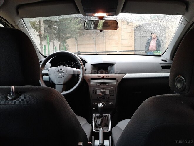 Opel Astra 2006, 158,000 km - 1.4 l - Bakı