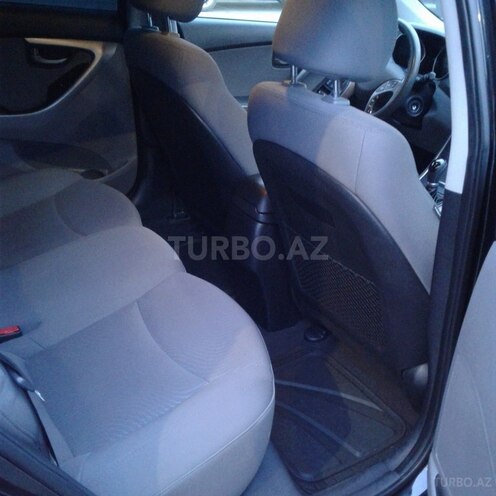 Hyundai Elantra 2015, 82,500 km - 1.8 l - Bakı