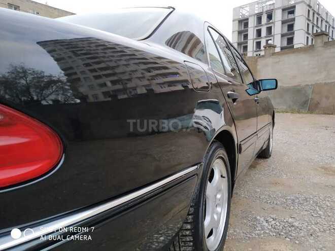 Mercedes E 220 1998, 240,000 km - 2.2 л - Bakı