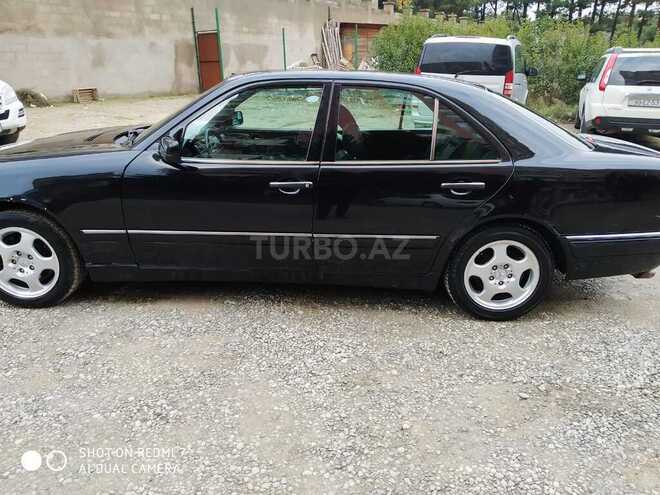 Mercedes E 220 1998, 240,000 km - 2.2 л - Bakı