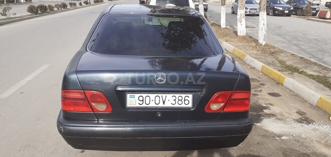 Mercedes E 220 1998, 490,000 km - 2.2 l - İmişli