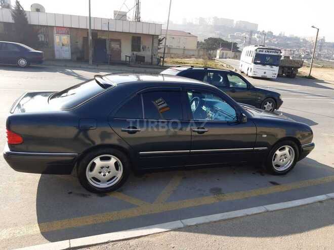 Mercedes E 240 1998, 221,200 km - 2.4 l - Bakı