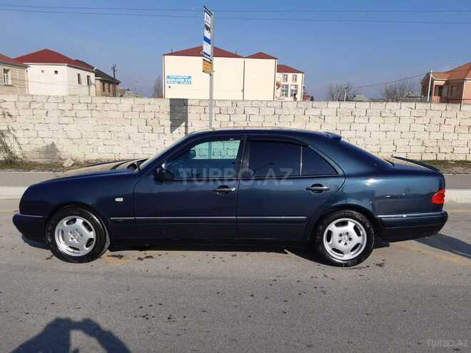 Mercedes E 240 1998, 221,200 km - 2.4 l - Bakı