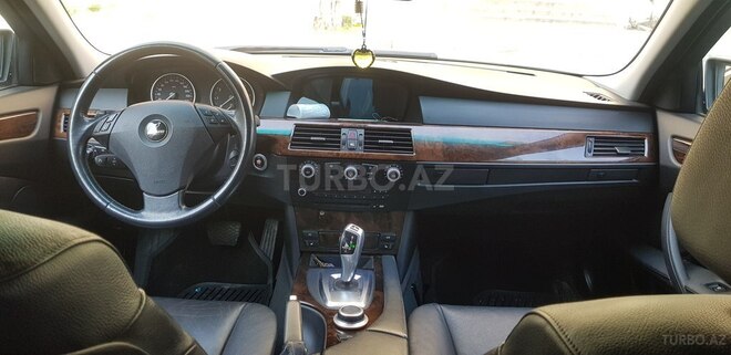 BMW 525 2007, 114,000 km - 0.3 л - Bakı