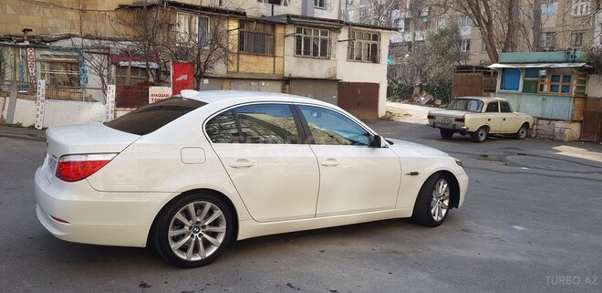 BMW 525 2007, 114,000 km - 0.3 л - Bakı
