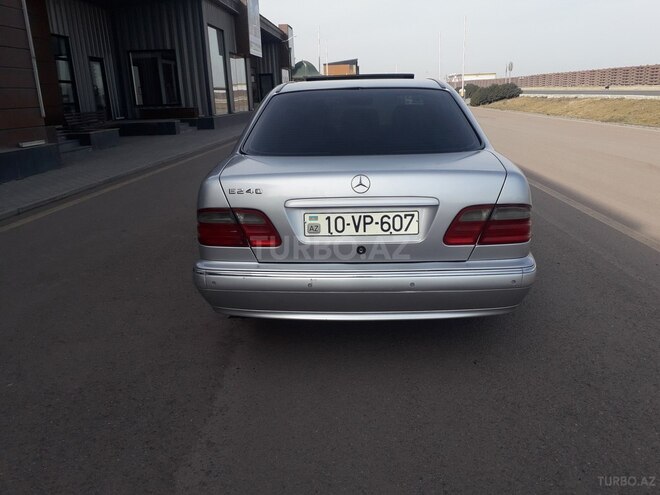 Mercedes E 240 2000, 257,000 km - 2.6 л - Şəmkir