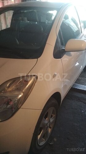 Toyota Yaris 2008, 224,000 km - 1.3 l - Bakı