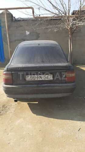 Opel Vectra 1995, 300,000 km - 2.0 l - Bakı