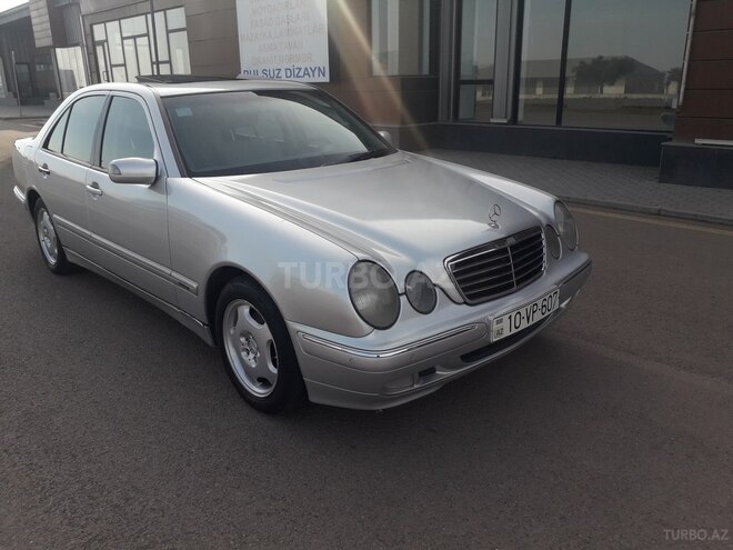 Mercedes E 240 2000, 257,000 km - 2.6 л - Şəmkir