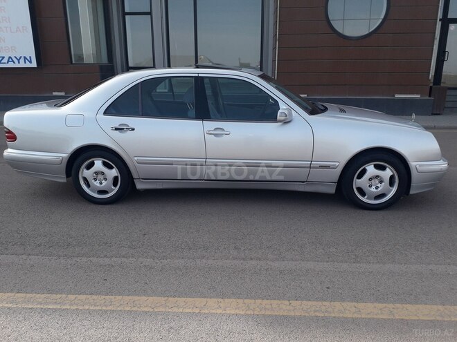 Mercedes E 240 2000, 257,000 km - 2.6 л - Şəmkir