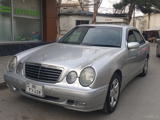 Mercedes E 200 2001, 225,000 km - 2.0 l - Bakı