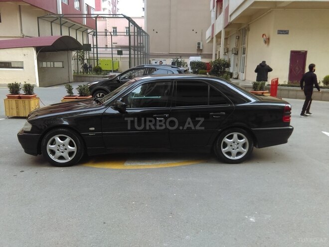 Mercedes C 240 1999, 362,000 km - 2.4 l - Bakı