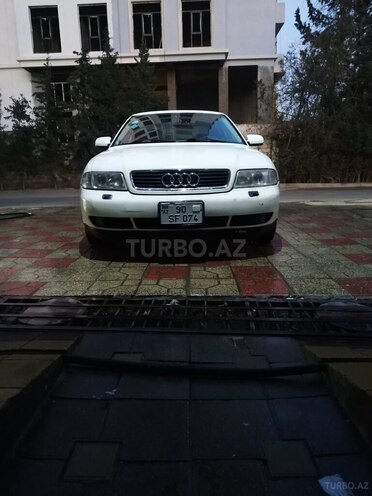 Audi A4 2001, 60,000 km - 1.8 l - Bakı