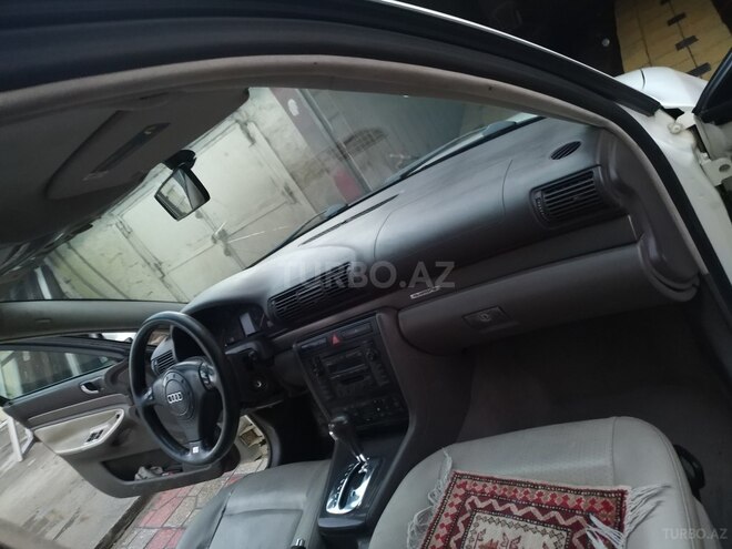 Audi A4 2001, 60,000 km - 1.8 l - Bakı