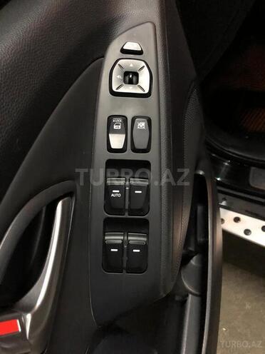 Hyundai ix35 2011, 39,600 km - 2.4 л - Bakı