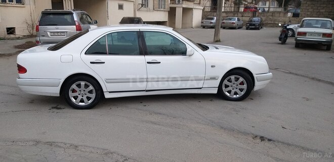 Mercedes E 200 1998, 311,999 km - 2.0 л - Bakı