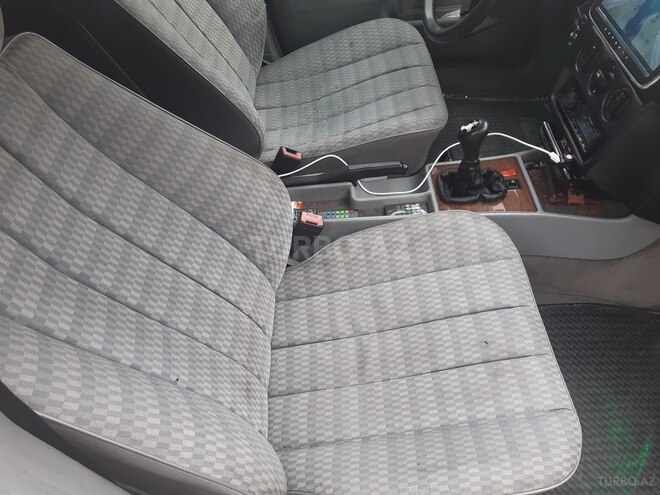 Mercedes 190 1991, 280,000 km - 2.0 l - Bakı