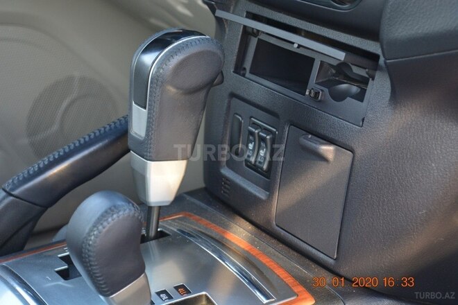Mitsubishi Pajero 2007, 202,000 km - 3.0 l - Bakı
