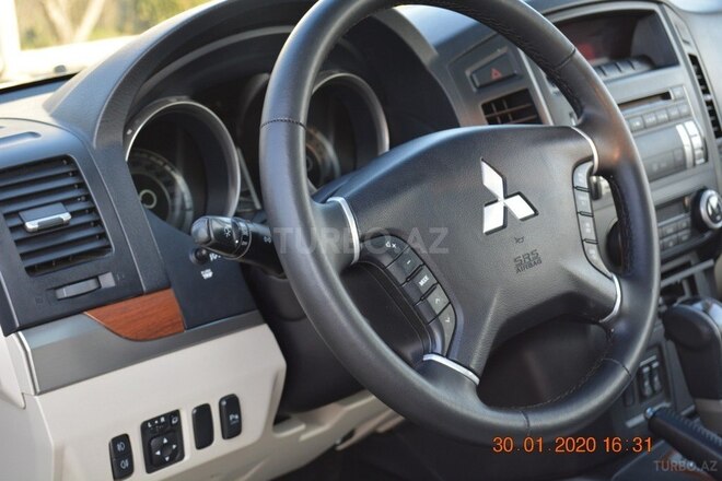 Mitsubishi Pajero 2007, 202,000 km - 3.0 l - Bakı