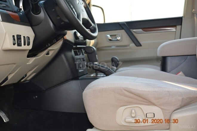 Mitsubishi Pajero 2007, 202,000 km - 3.0 l - Bakı
