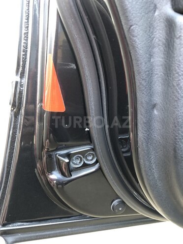 BMW 528 1998, 197,000 km - 2.8 л - Bakı