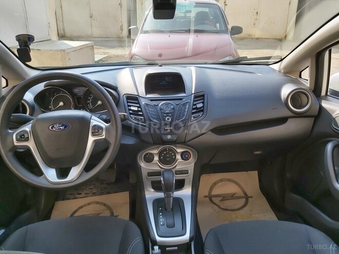 Ford Fiesta 2017, 53,000 km - 1.6 l - Bakı