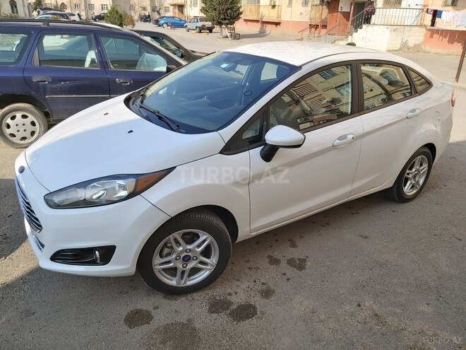Ford Fiesta 2017, 53,000 km - 1.6 l - Bakı