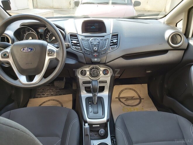 Ford Fiesta 2017, 53,000 km - 1.6 l - Bakı