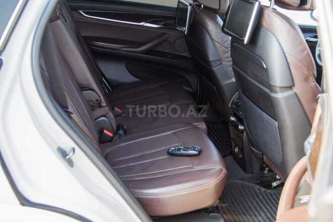 BMW X5 2014, 114,500 km - 4.4 l - Bakı