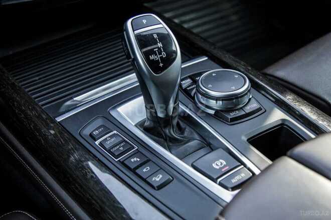 BMW X5 2014, 114,500 km - 4.4 l - Bakı