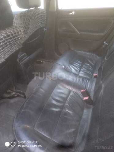 Volkswagen Passat 2003, 303,000 km - 1.8 l - Sumqayıt