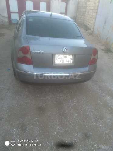 Volkswagen Passat 2003, 303,000 km - 1.8 l - Sumqayıt