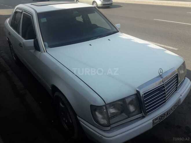 Mercedes E 250 1989, 470,370 km - 2.5 l - Bakı