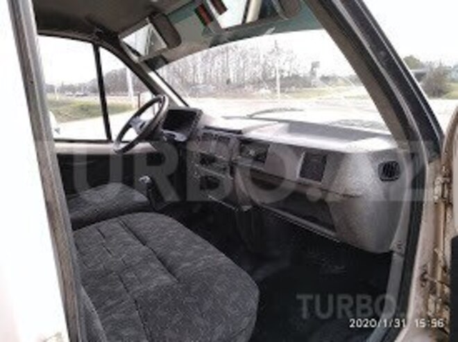 GAZ 3302-744 2001, 68,000 km - 2.4 l - Masallı