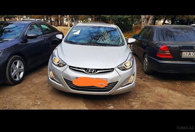 Hyundai Elantra 2015, 90,000 km - 2.0 l - Bakı