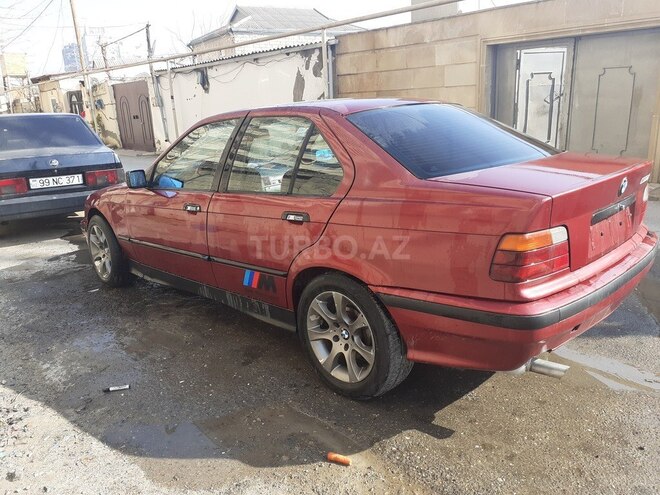 BMW 318 1992, 122,000 km - 1.8 l - Bakı