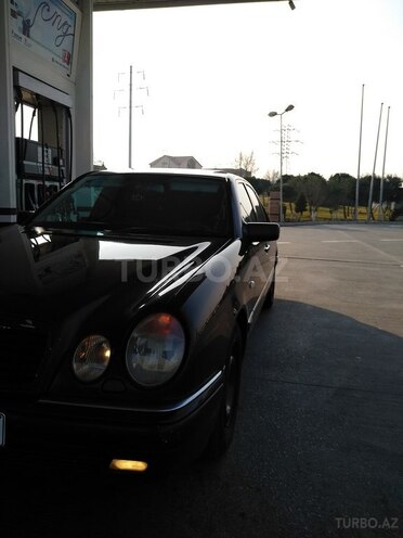 Mercedes E 300 1999, 510,000 km - 3.0 l - Bakı