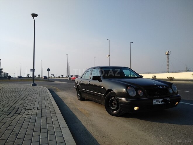 Mercedes E 300 1999, 510,000 km - 3.0 l - Bakı