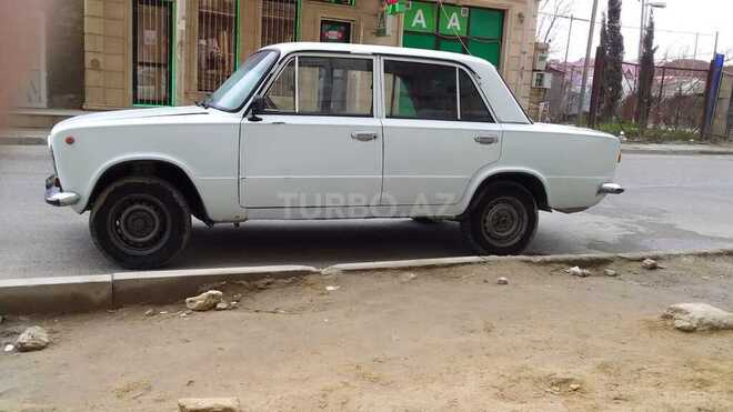 LADA (VAZ) 21011 1971, 450,000 km - 1.6 л - Bakı