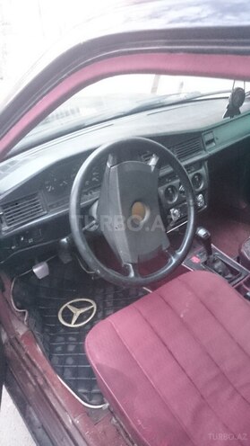 Mercedes 200 1992, 278,000 km - 2.0 l - İsmayıllı