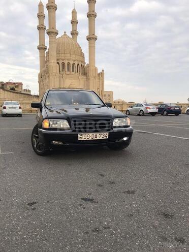 Mercedes C 230 1998, 290,000 km - 2.3 l - Bakı