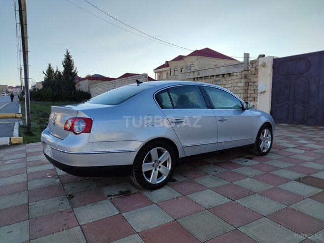 Volkswagen Passat 2010, 235,000 km - 2.0 л - Bakı