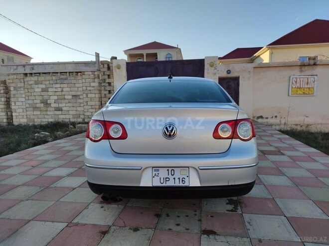 Volkswagen Passat 2010, 235,000 km - 2.0 л - Bakı